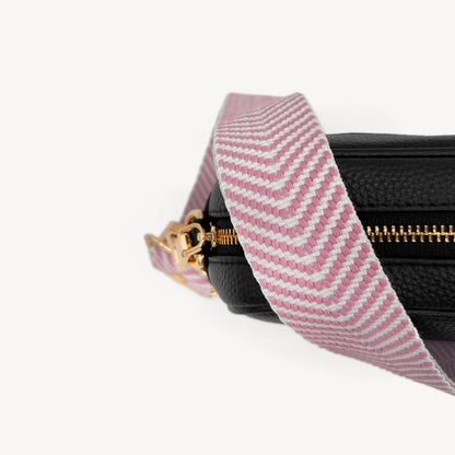 Correa elegante en rosa pálido y blanco con patrón chevron