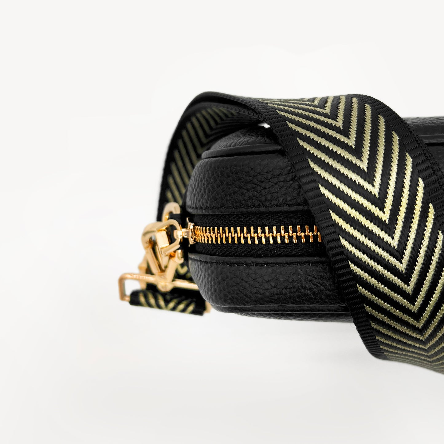 Correa premium en negro y dorado con patrón en chevron - elegante y sofisticada