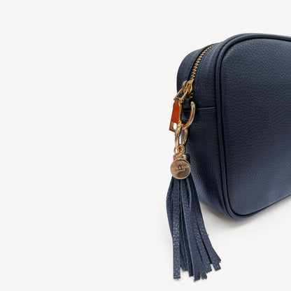 Lyla Bolso Bandolera en Azul Marino - Elegante, imprescindible diario con las manos libres