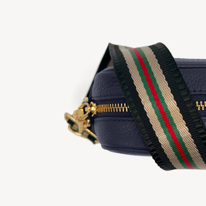 Colección de correas negras y doradas