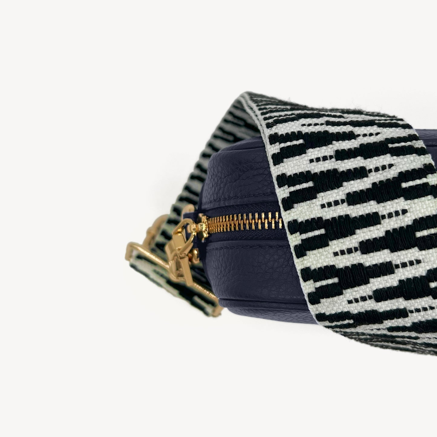 Correa en zigzag negro y blanco, audaz