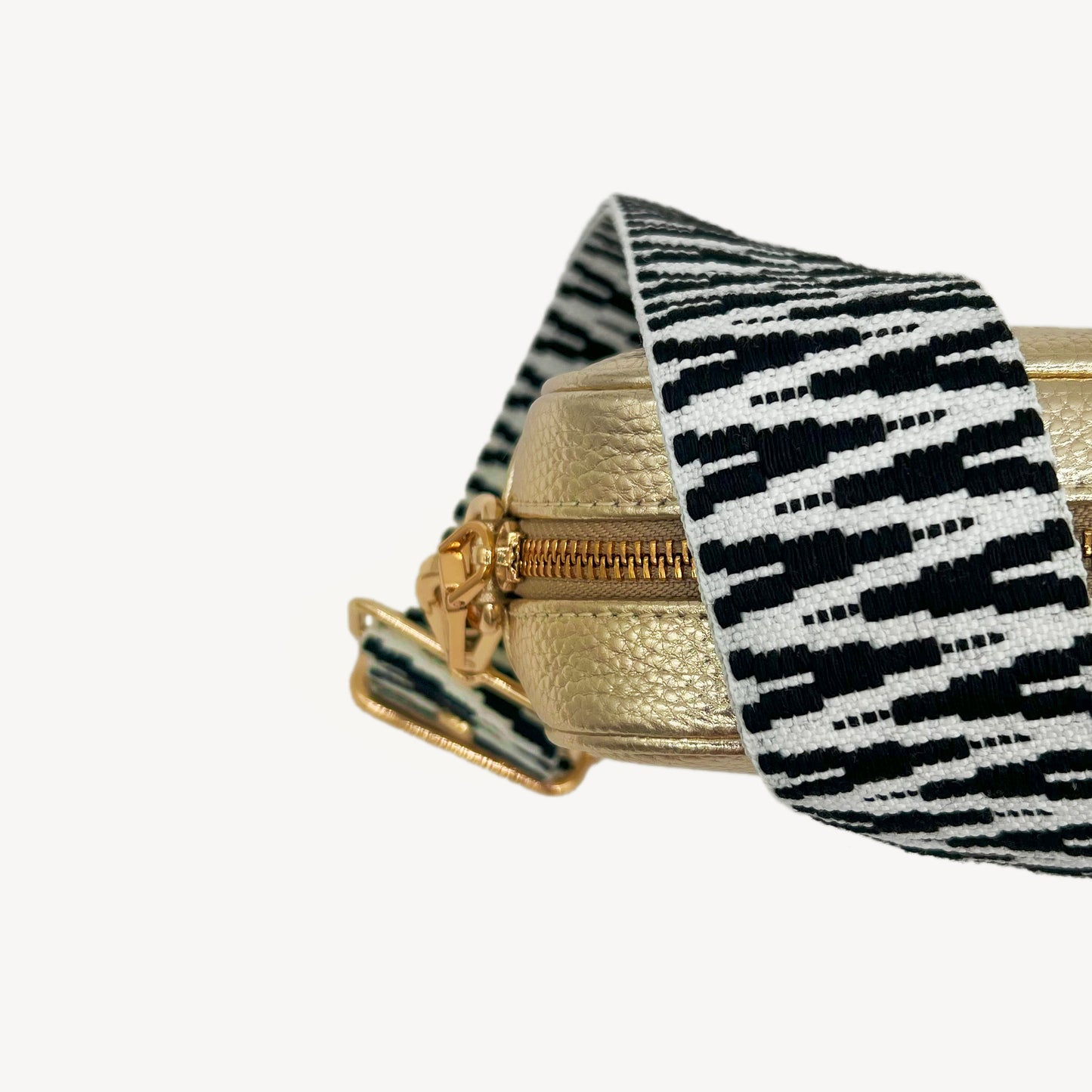 Correa en zigzag negro y blanco, audaz