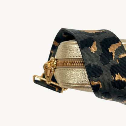 Correa con estampado de leopardo gris y dorado