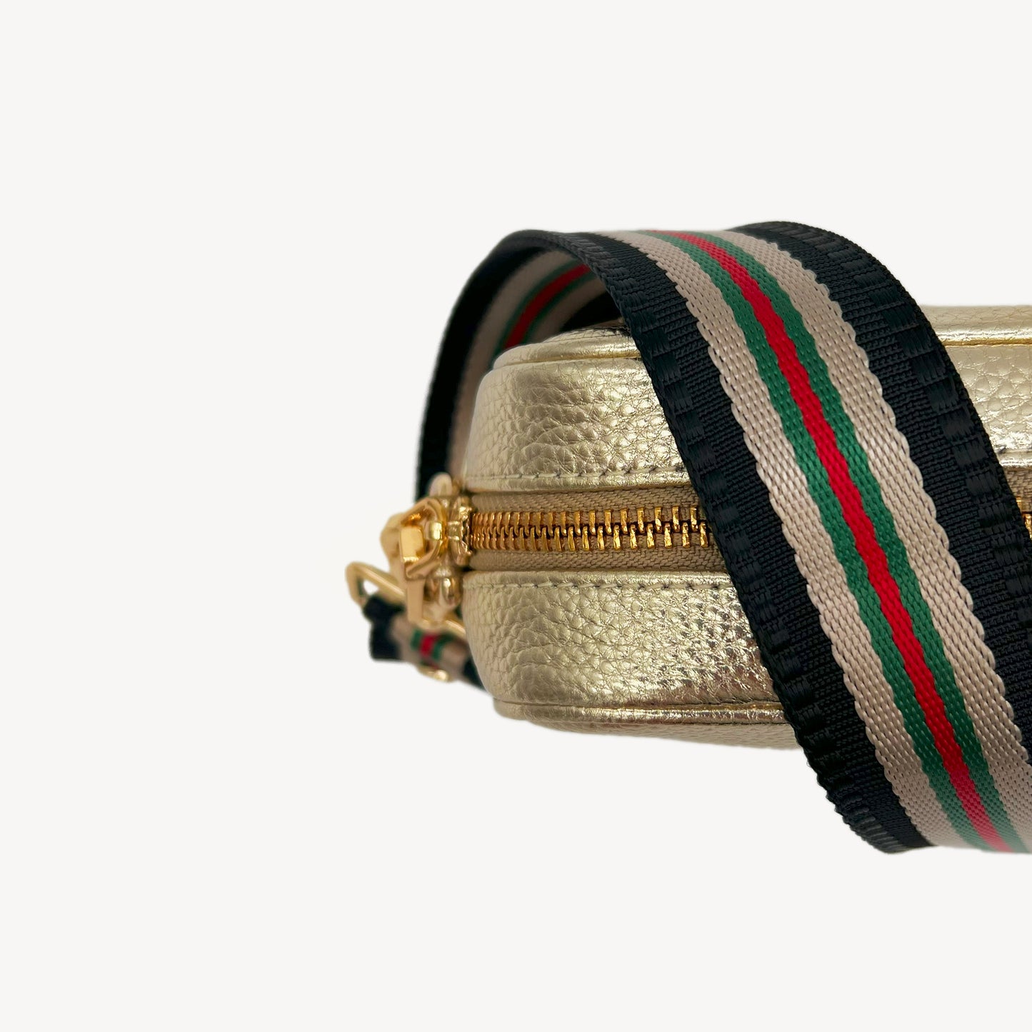 Colección de correas negras y doradas