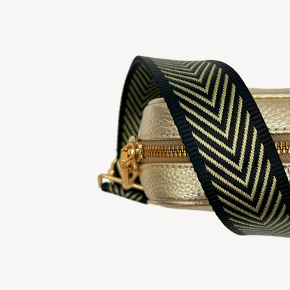 Correa premium en negro y dorado con patrón en chevron - elegante y sofisticada