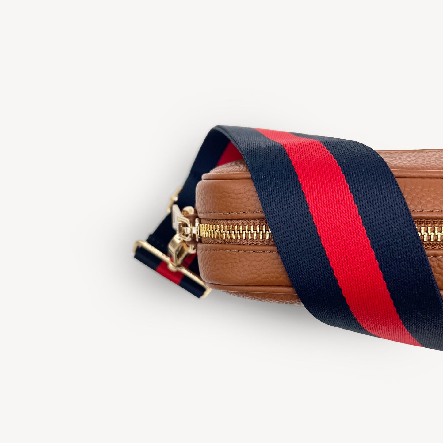 Correa de rayas azul marino y rojas — estilo audaz y clásico a rayas