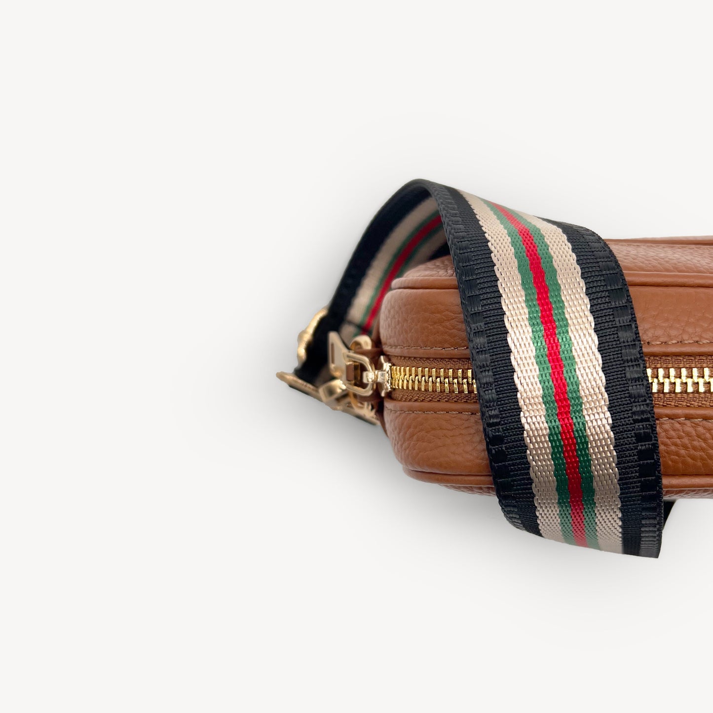 Colección de correas negras y doradas