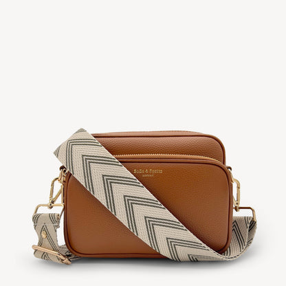 Correa de flecha en verde oliva y piedra — Boho-Chic, accesorio llamativo