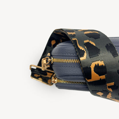Correa con estampado de leopardo gris y dorado