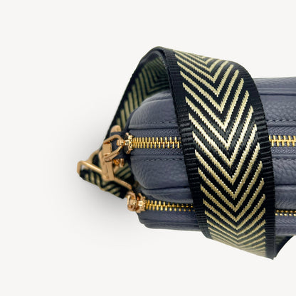Correa premium en negro y dorado con patrón en chevron - elegante y sofisticada