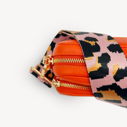 Correa elegante rosa pálido y dorado con estampado de leopardo