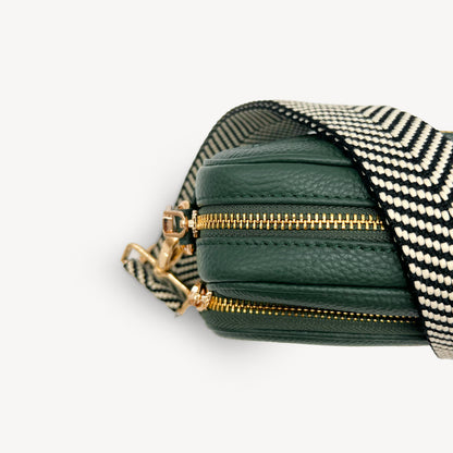 Correa elegante en negro y blanco con diseño chevron