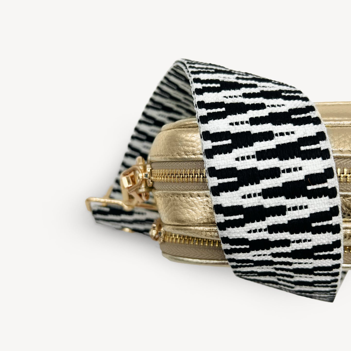 Correa en zigzag negro y blanco, audaz