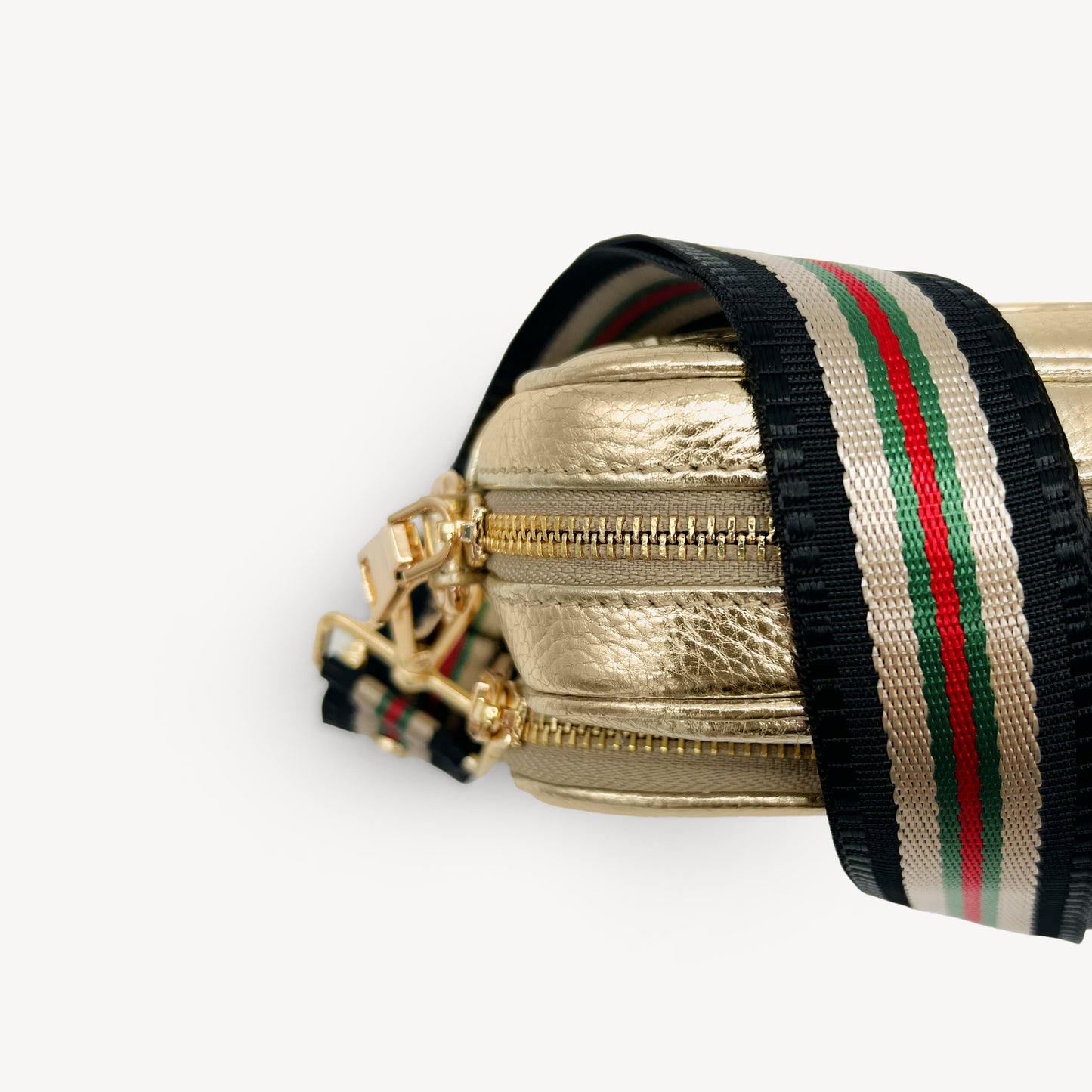 Colección de correas negras y doradas