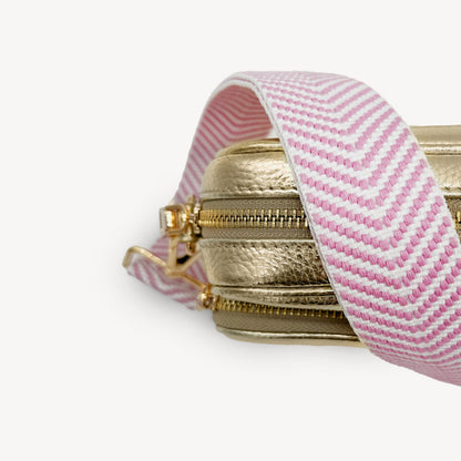 Correa elegante en rosa pálido y blanco con patrón chevron