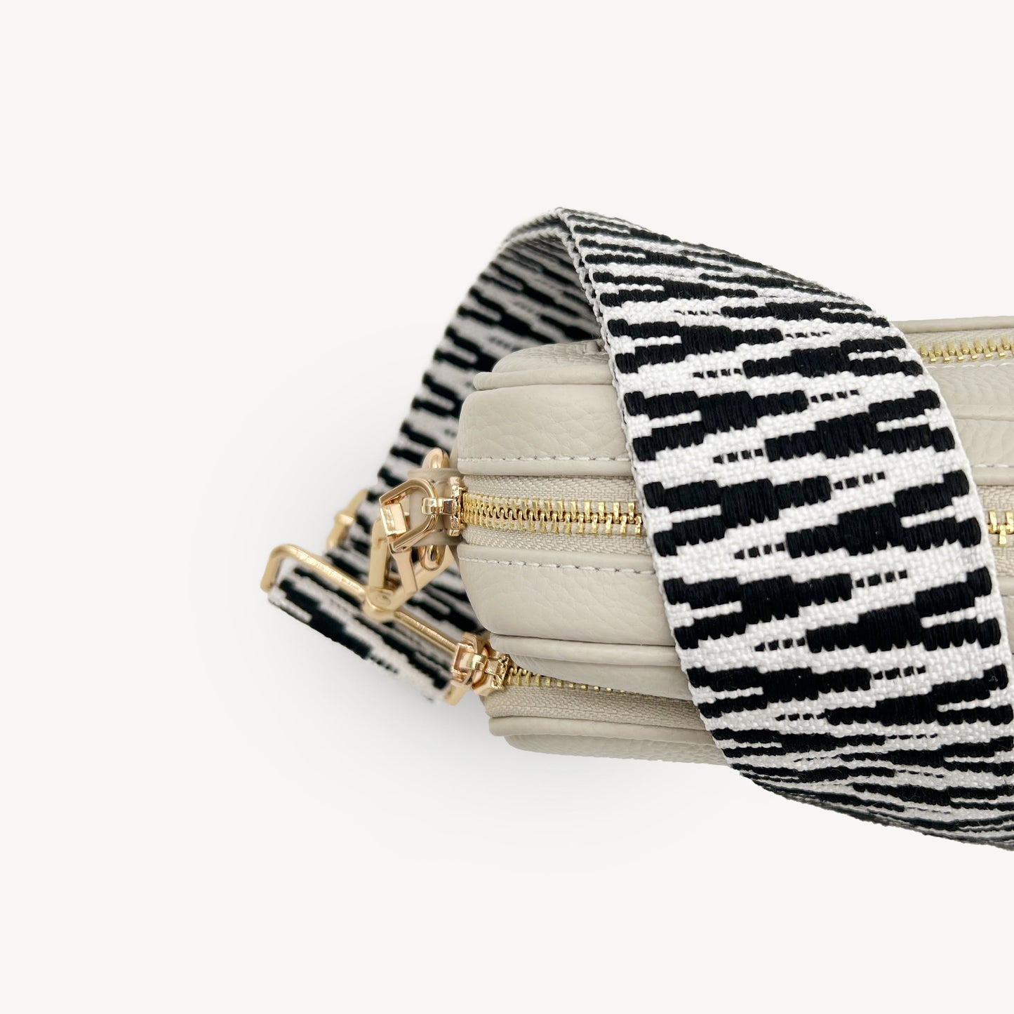 Correa en zigzag negro y blanco, audaz