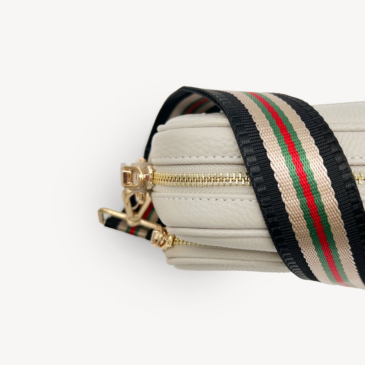 Colección de correas negras y doradas