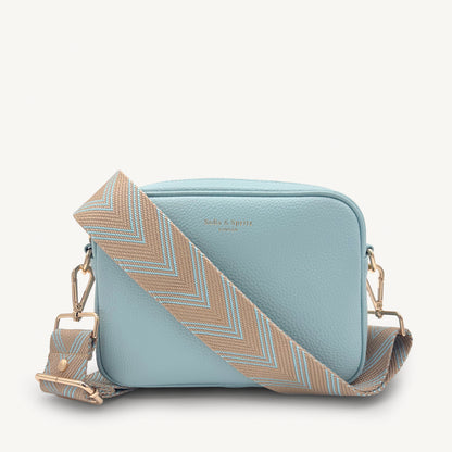 Correa de flecha azul claro y arena – Toque elegante y sutil