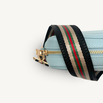 Colección de correas negras y doradas