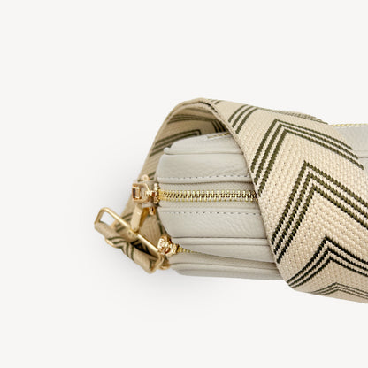 Correa de flecha en verde oliva y piedra — Boho-Chic, accesorio llamativo