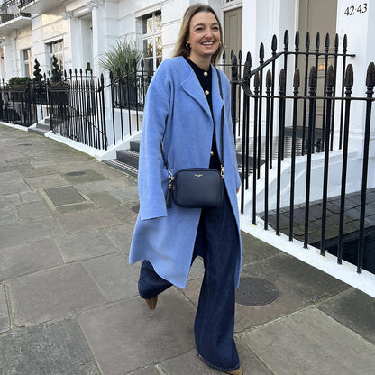 Lyla Bolso Bandolera en Azul Marino - Elegante, imprescindible diario con las manos libres