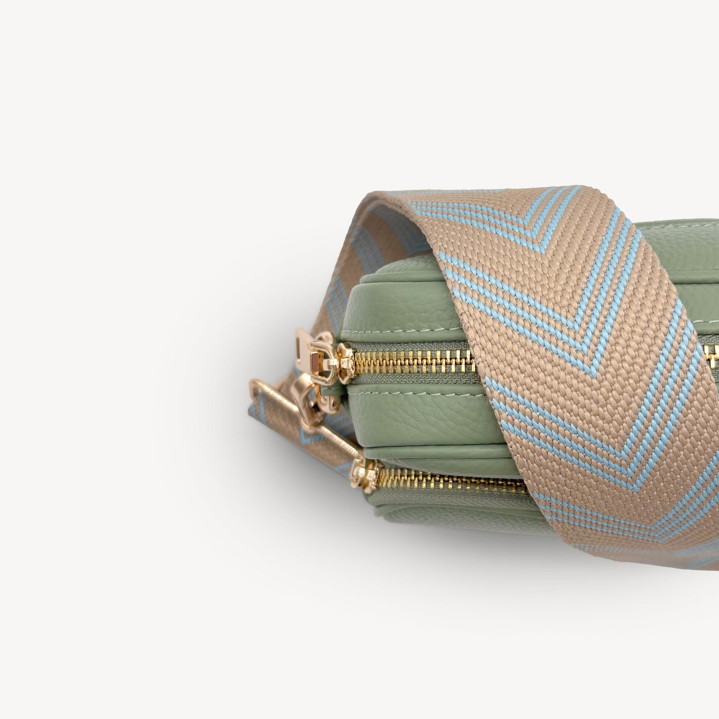 Correa de flecha azul claro y arena – Toque elegante y sutil