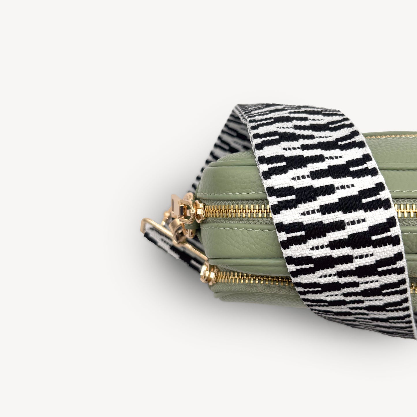 Correa en zigzag negro y blanco, audaz
