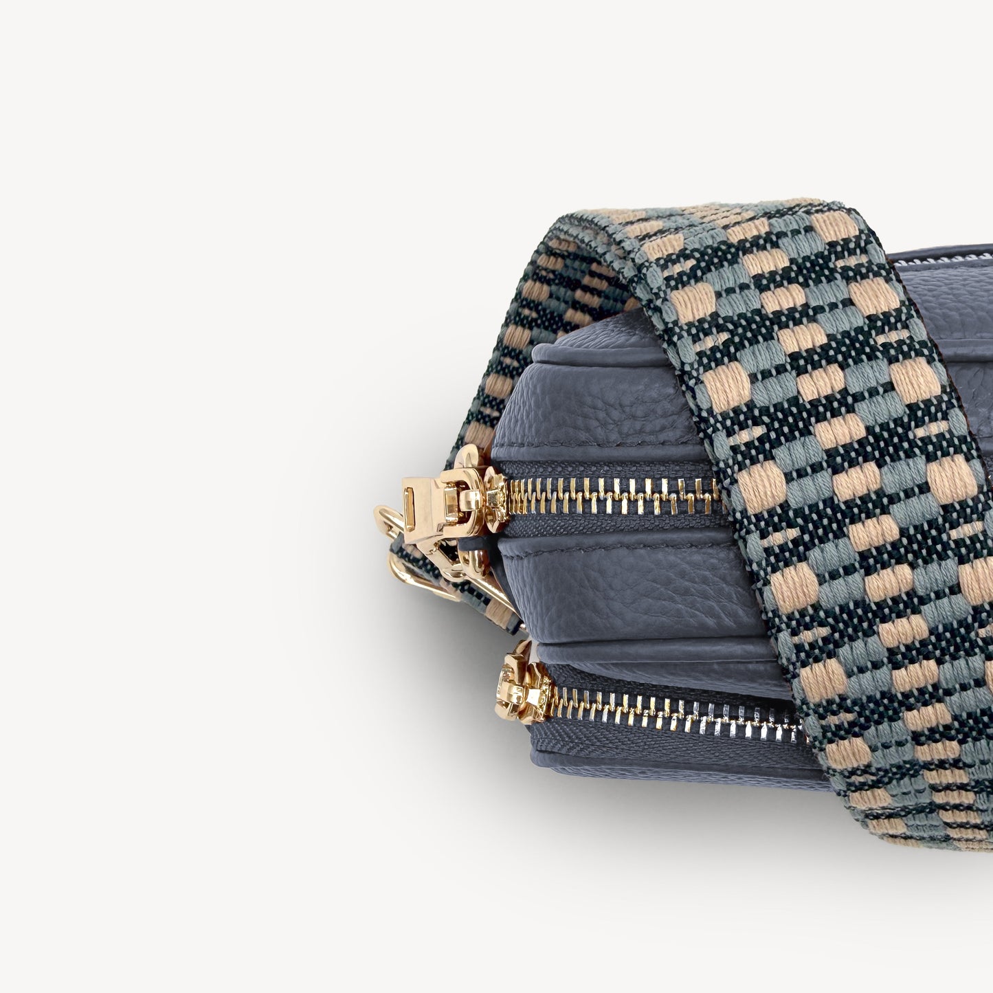 Correa Zigzag Azul y Piedra - Diseño Geométrico Elegante