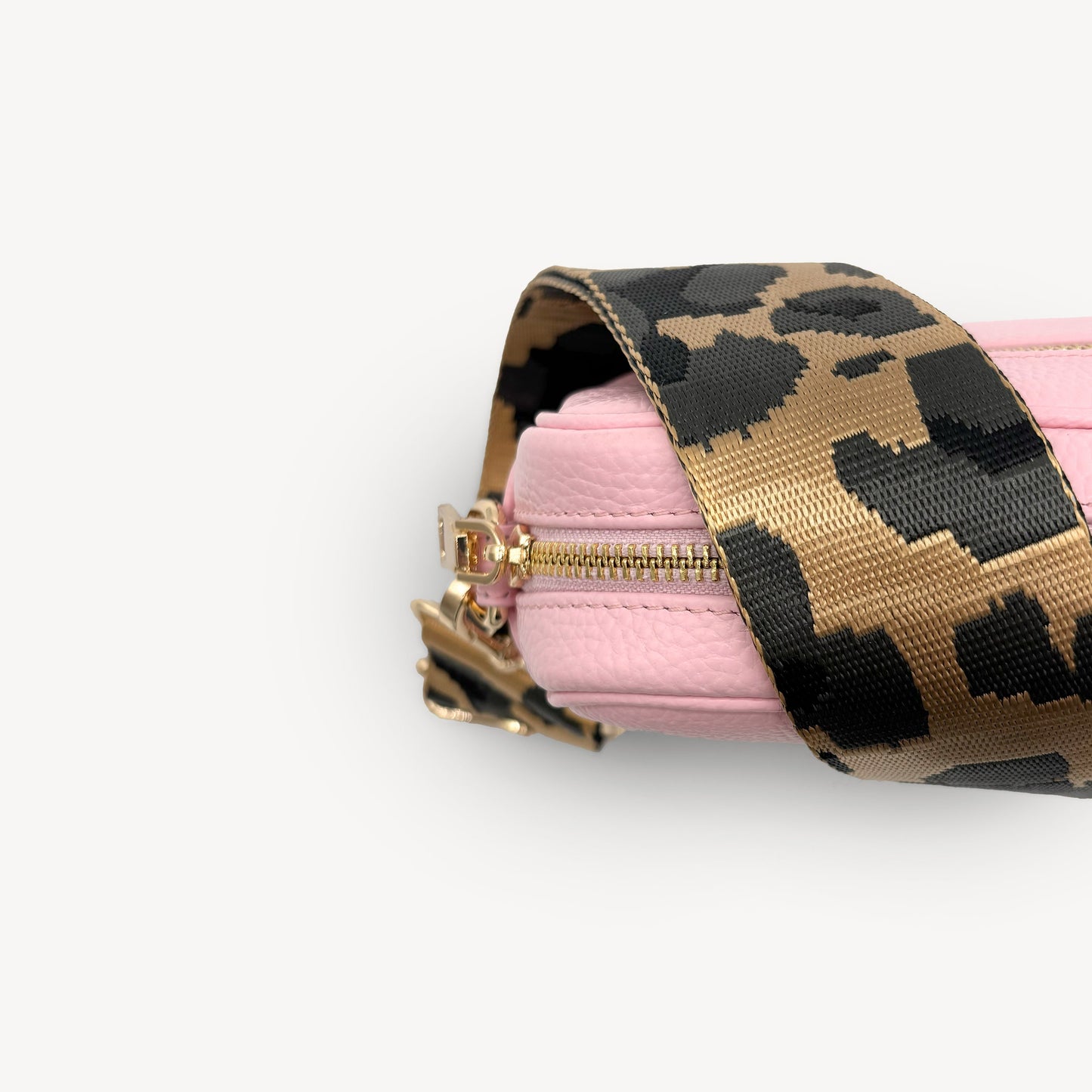 Correa dorada y gris con estampado de leopardo - Accesorio de lujo