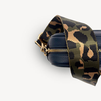 Correa de lujo verde oliva y dorada con estampado de leopardo
