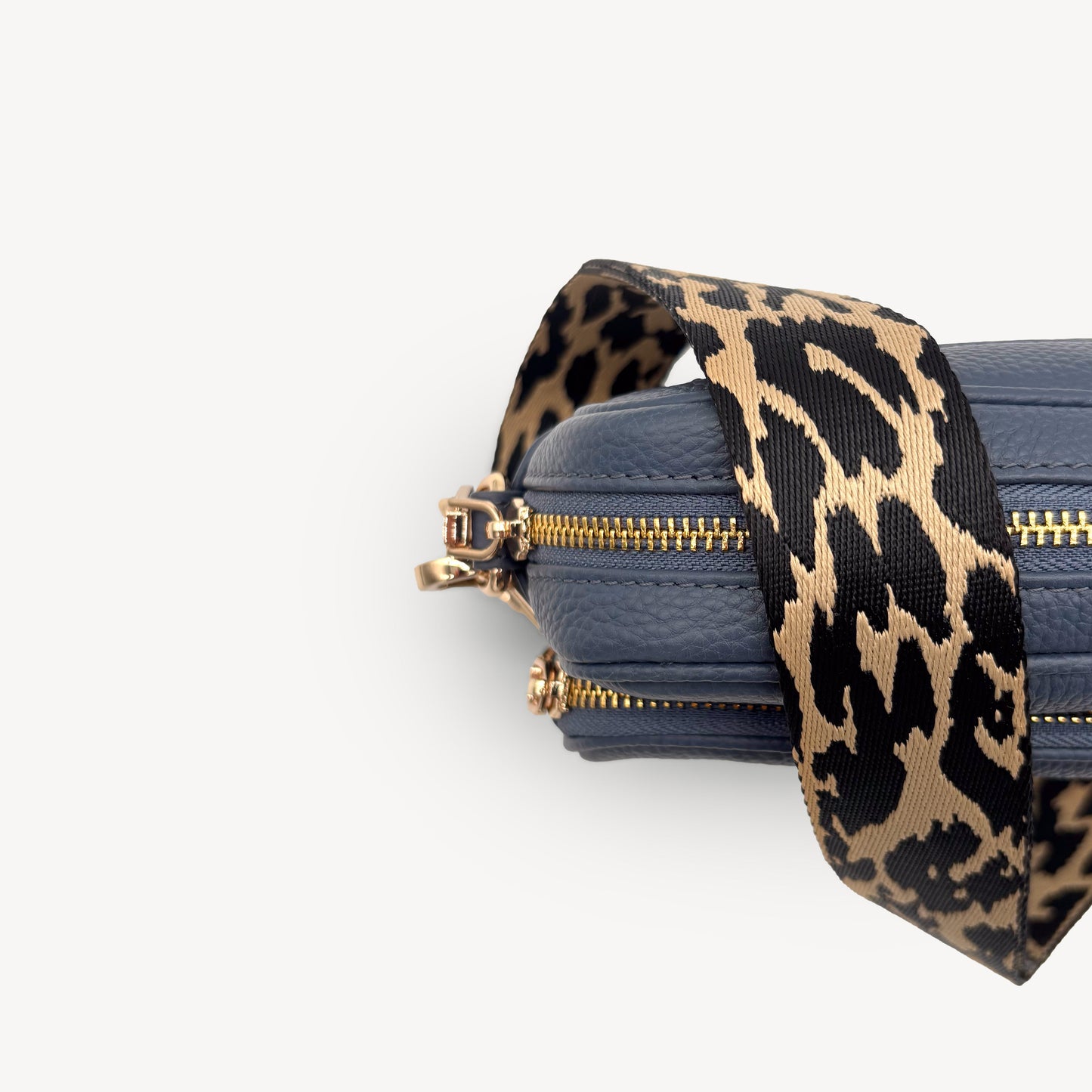 Correa negro y beige con estampado de leopardo - Accesorio elegante con estampado de leopardo