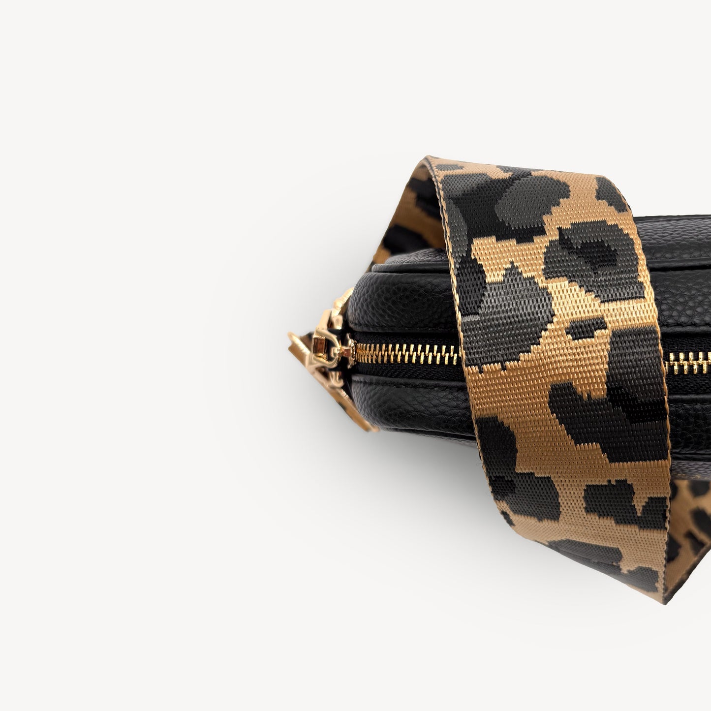 Correa dorada y gris con estampado de leopardo - Accesorio de lujo