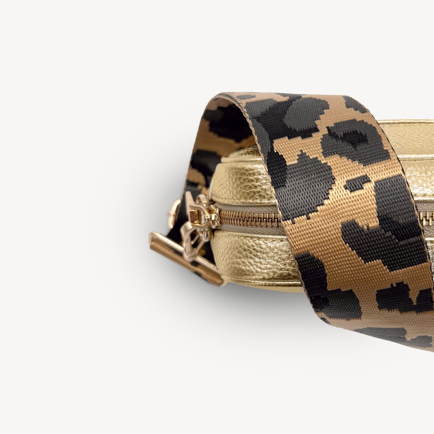 Correa dorada y gris con estampado de leopardo - Accesorio de lujo