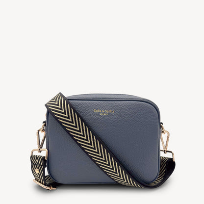 Correa premium en negro y dorado con patrón en chevron - elegante y sofisticada