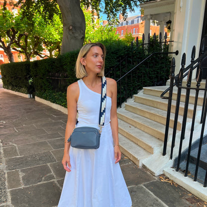 Bolso bandolera Alba en azul sombra
