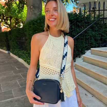 Lyla Bolso Bandolera en Azul Marino - Elegante, imprescindible diario con las manos libres