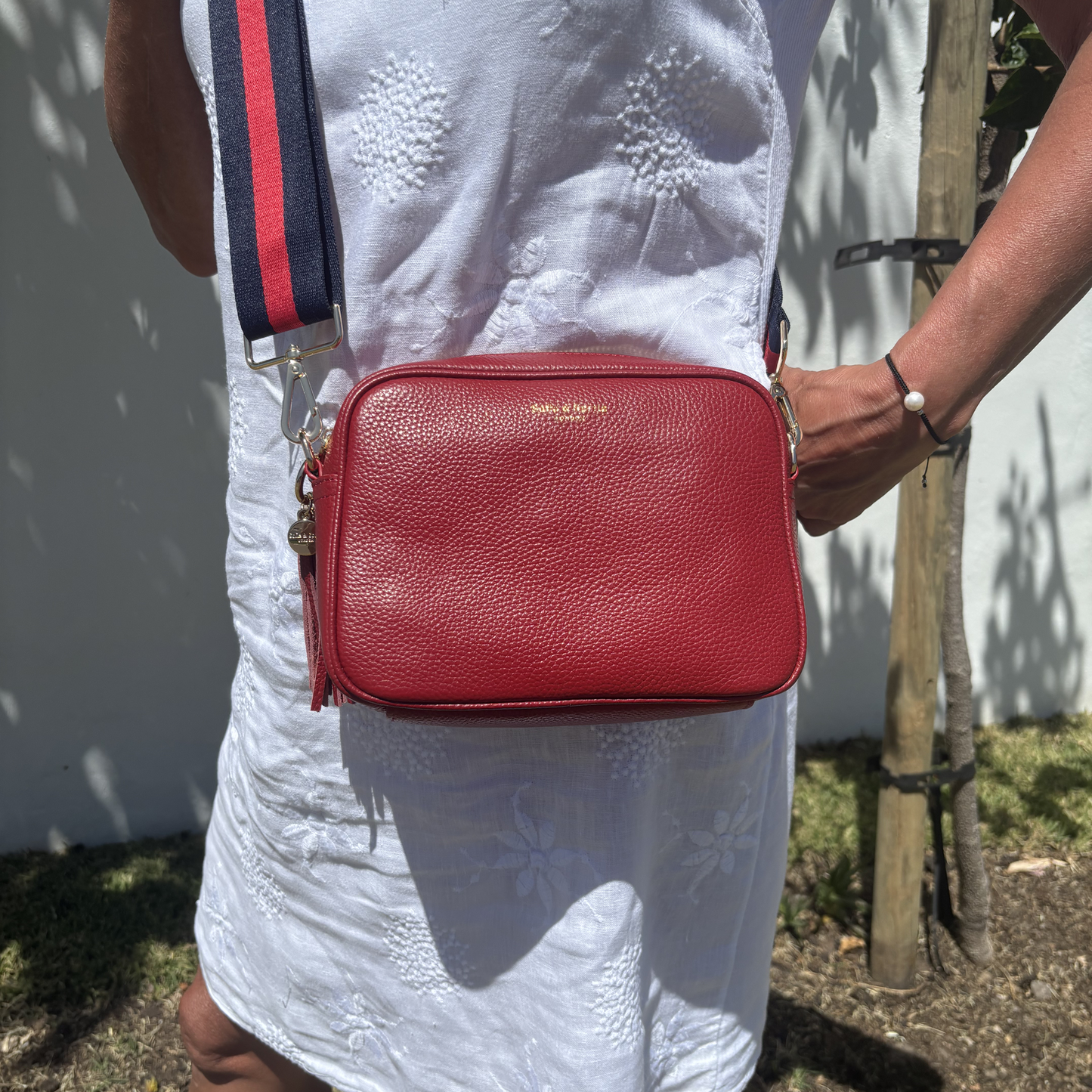 Lyla Bolso bandolera en rojo cereza intenso