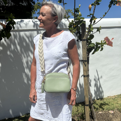 Bolso bandolera Alba en verde salvia