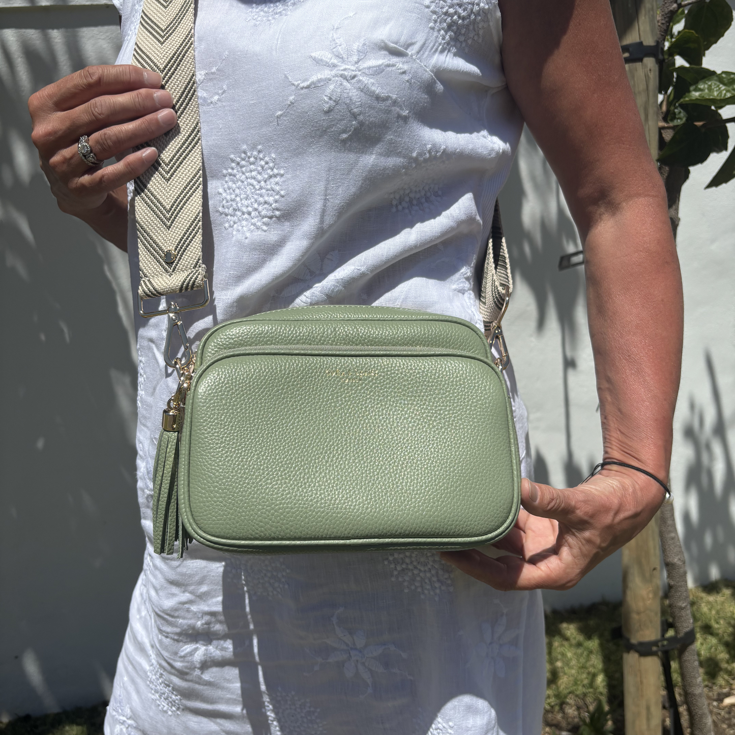 Bolso bandolera Alba en verde salvia