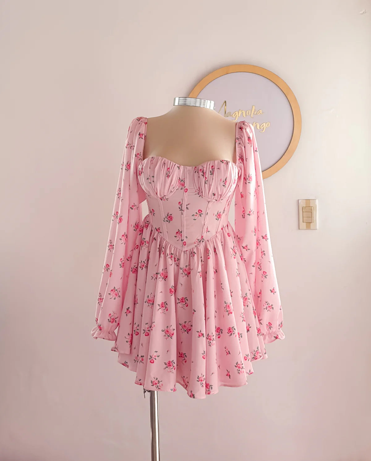 Vestido Priscilla Valentine Flores Rosa