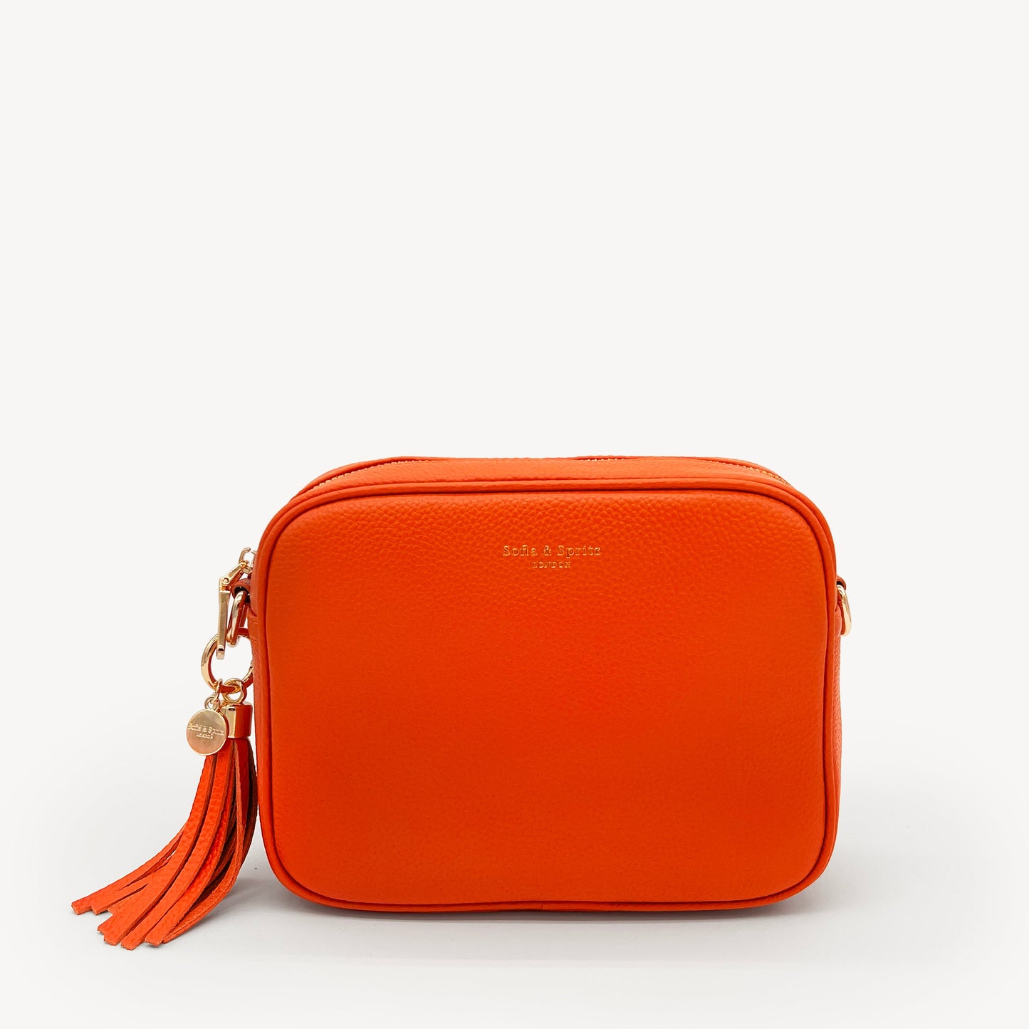 Bolso bandolera Lyla en color naranja - Elegante y compacto, imprescindible para el día a día.