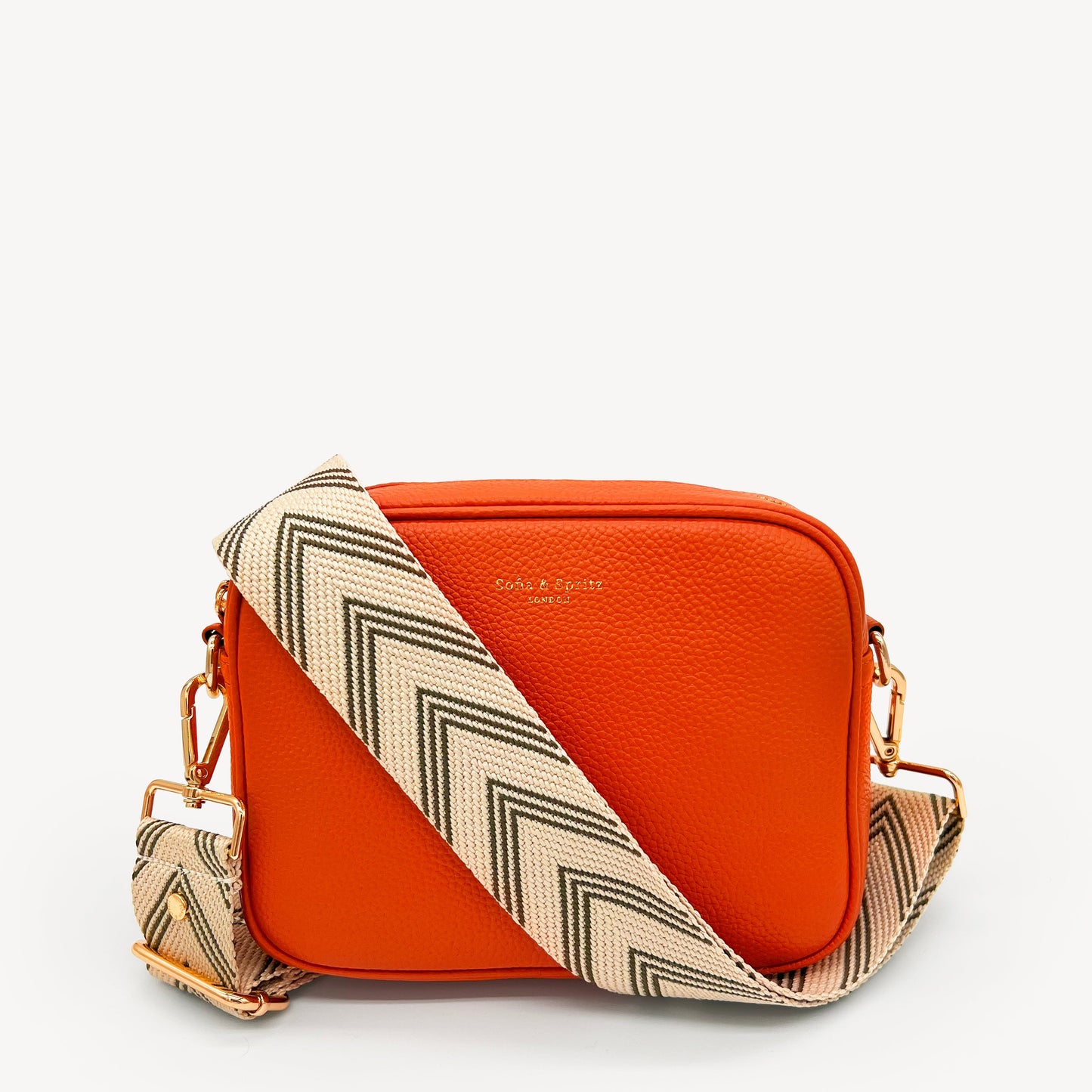 Correa de flecha en verde oliva y piedra — Boho-Chic, accesorio llamativo