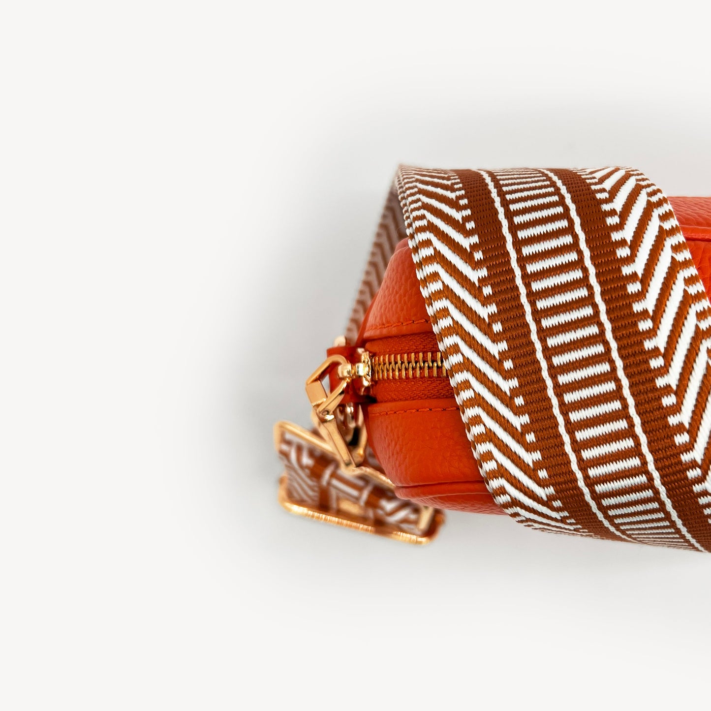 Correa azteca de rayas beige y blanco - accesorio boho chic