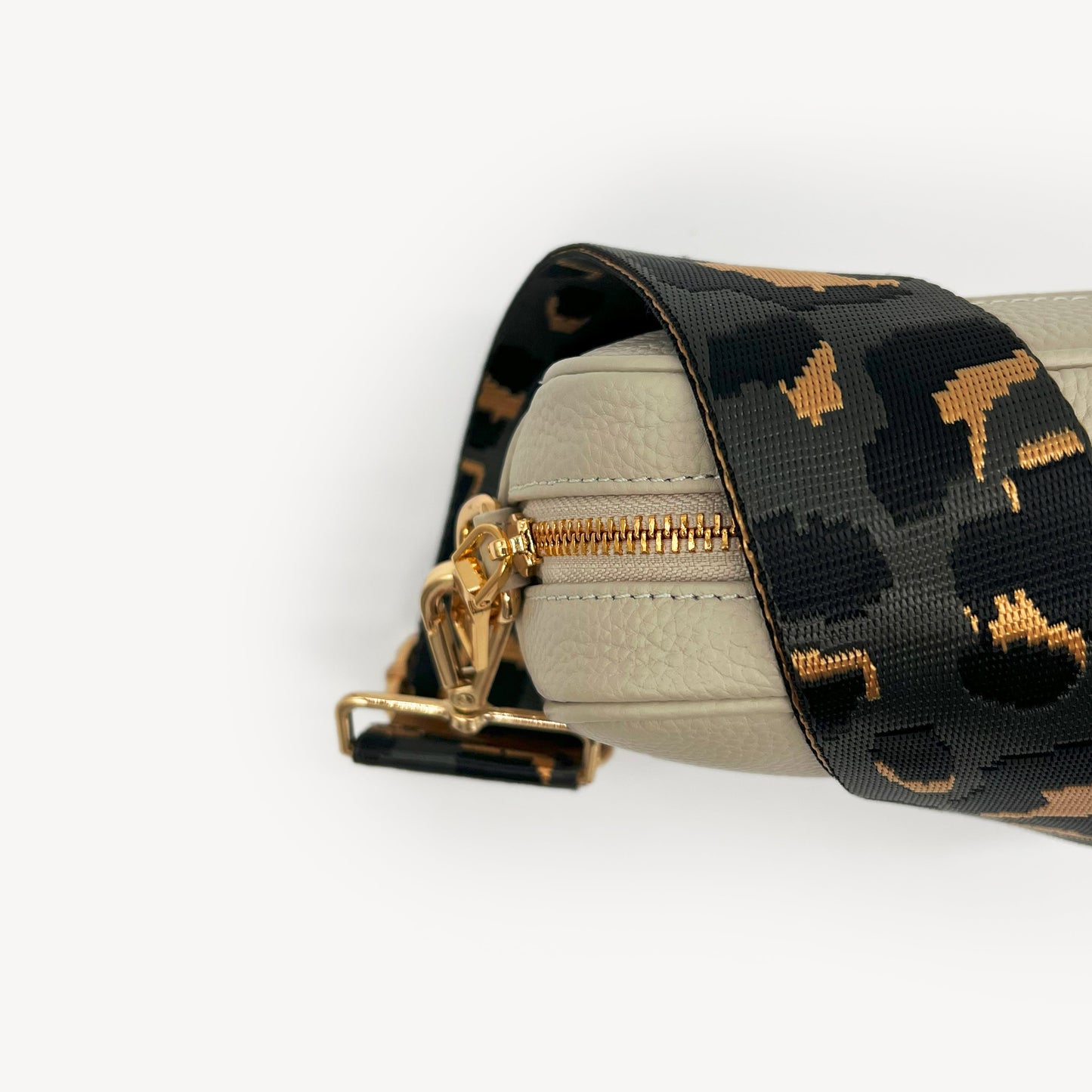 Correa con estampado de leopardo gris y dorado